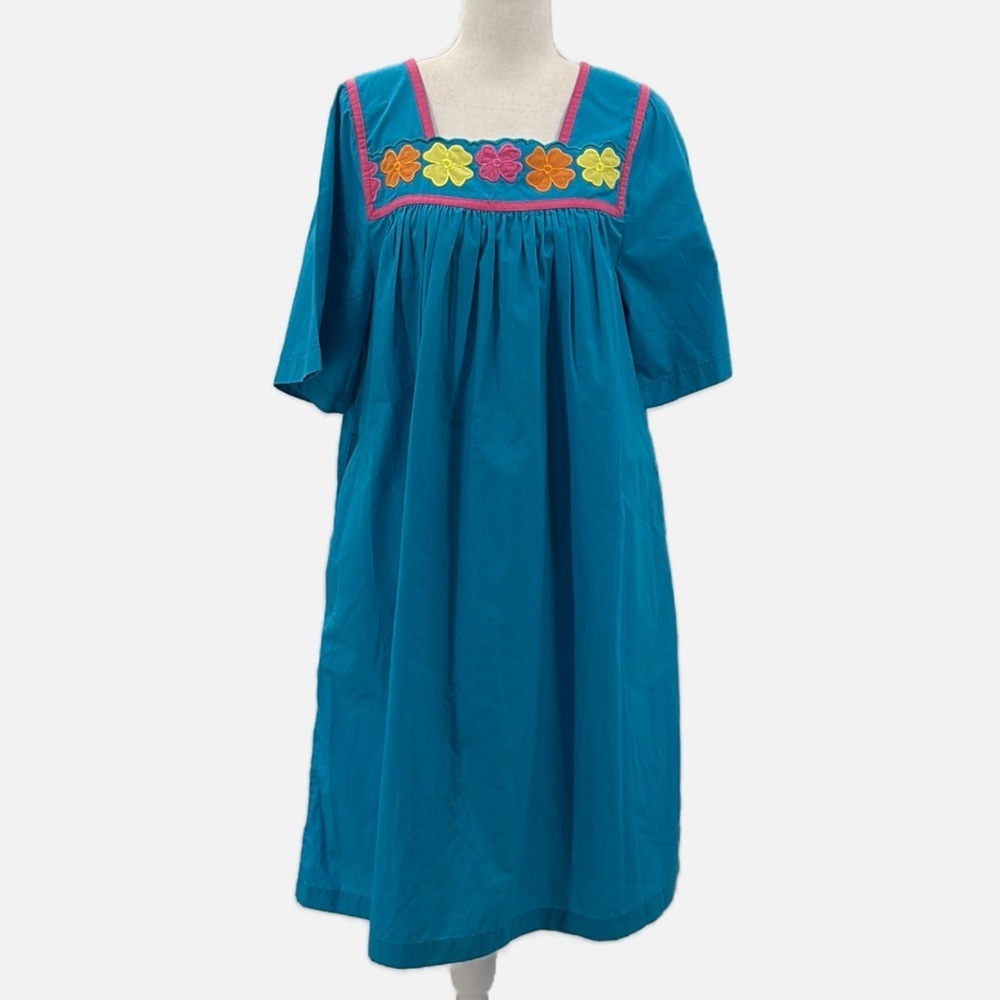 Go Softly Floral Appliqued Short Sleeve Patio Dress in Blue - NWOT - Size PM